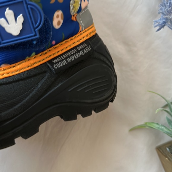 Waterproof boots, toddler size 5, blue, orange, lights up with each step, - Picture 3 of 8